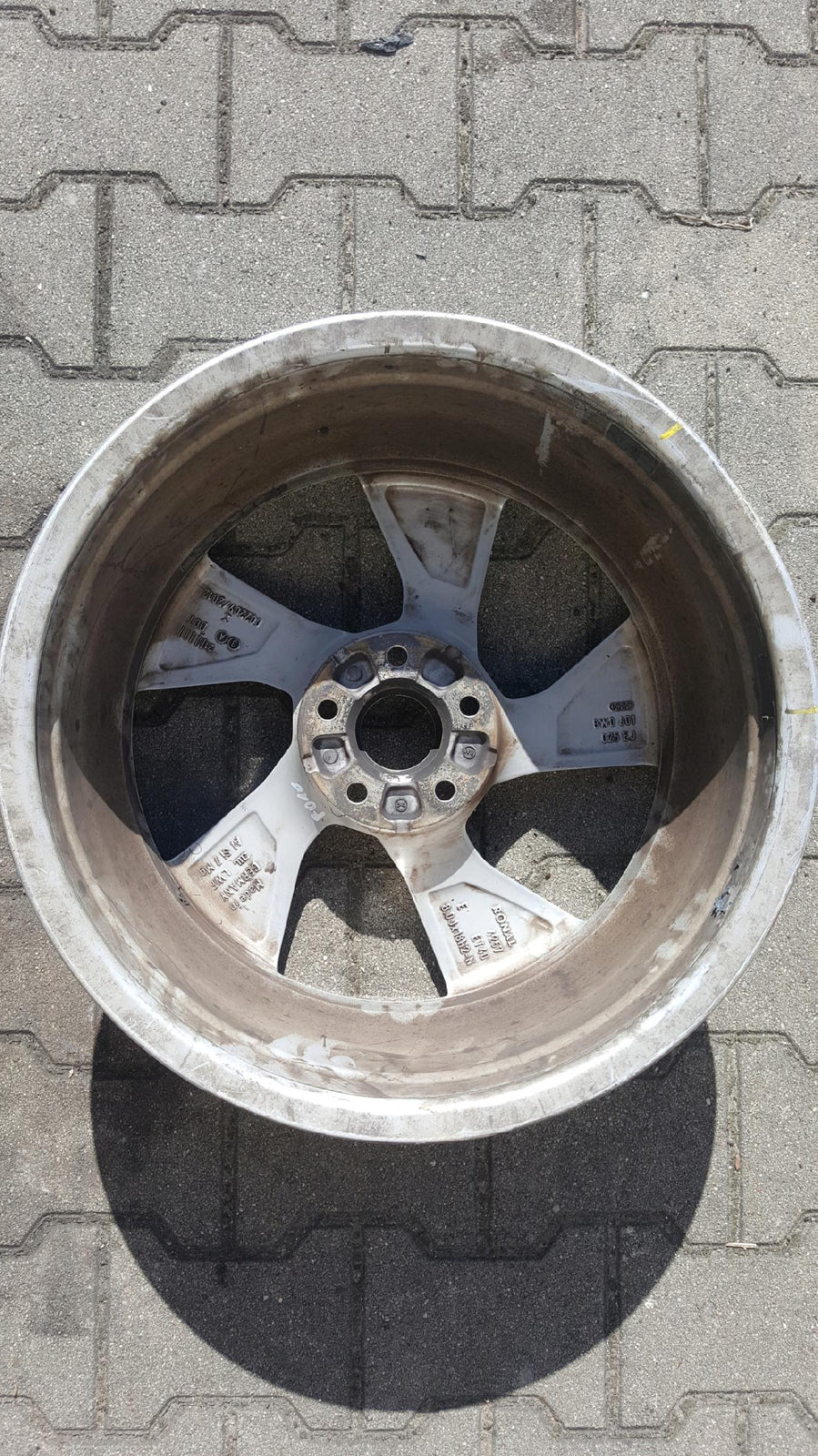 FELGA AUDI A4 B9 A5 8W 8J 18 ET40 5x112 8W0601025EJ