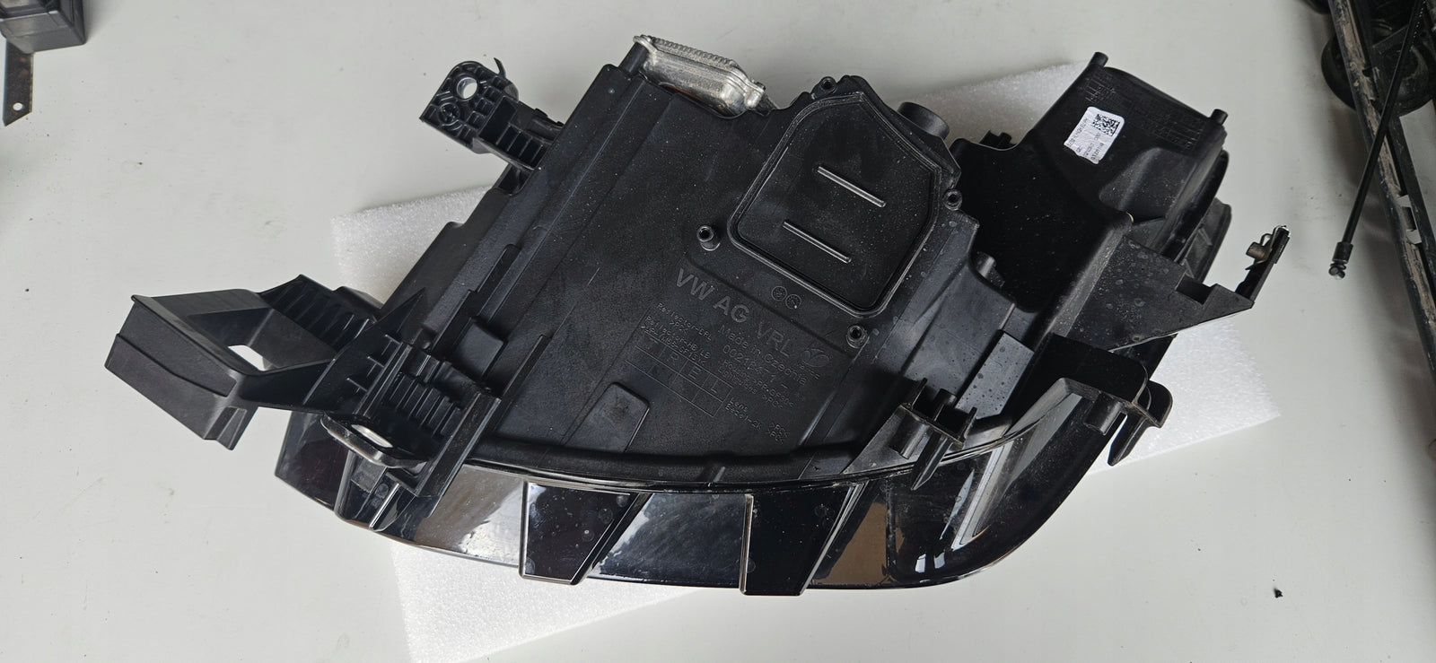 Pr reflektor FUL LED Cupra Born 10F941008H 2023r