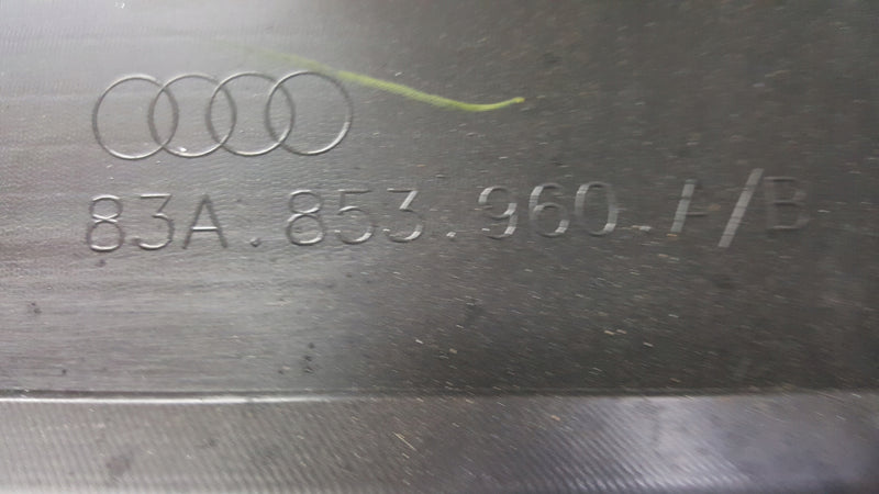 Listwa drzwi prawy przód AUDI Q3 II 83A853960A/B