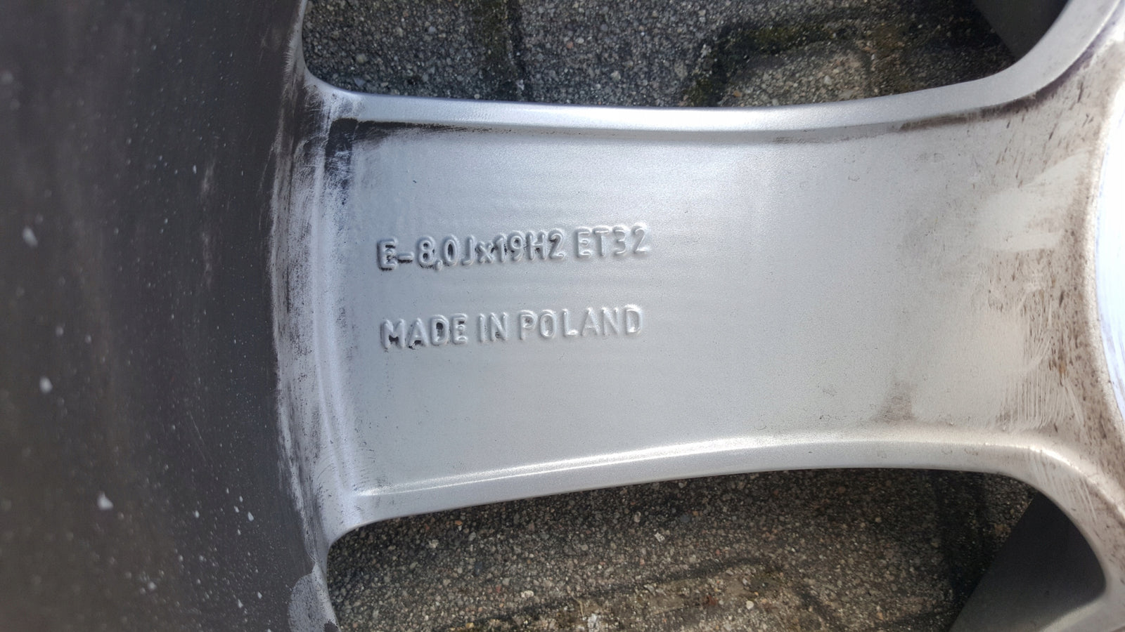 424588087bd700ef2d47a6b8e386e830