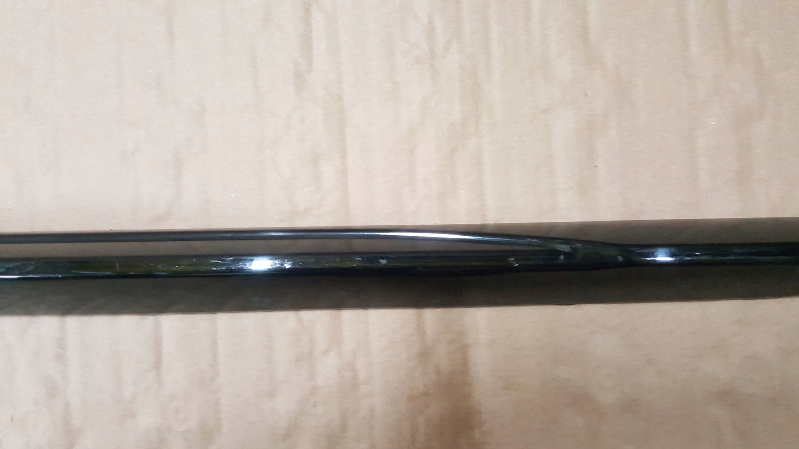 Listwa progowa prawa strona AUDI A4 (B9) 8W0853932A demontaż