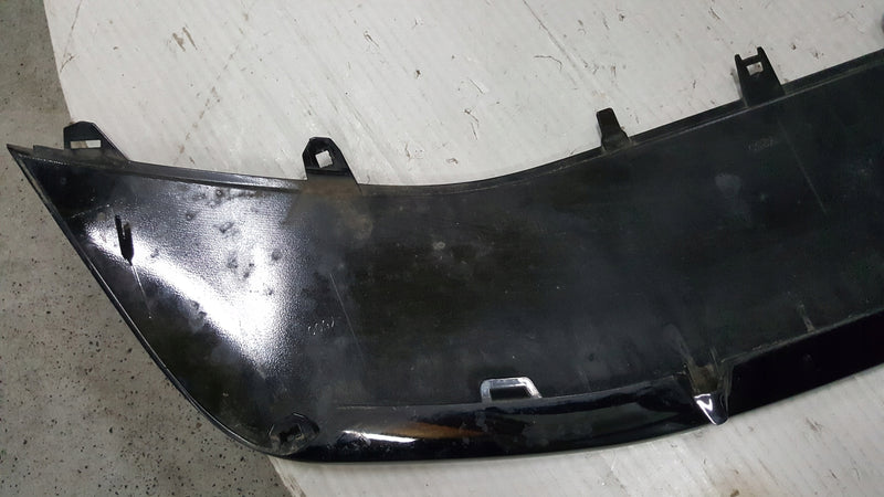 Spoiler dokładka zderzaka przedniego AUDI A4 (B9) 8W0807717B demontaż