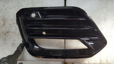 Kratka zderzaka lewy przód SEAT CUPRA ATECA 575853665T