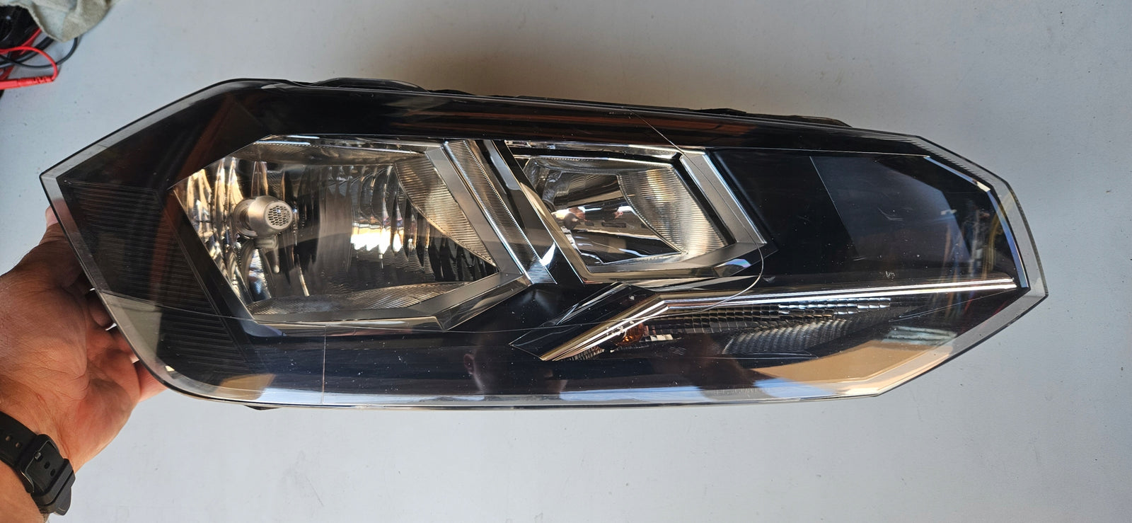 Prawy reflektor Vw POLO 2G1941006 2018r DEMONTAŻ