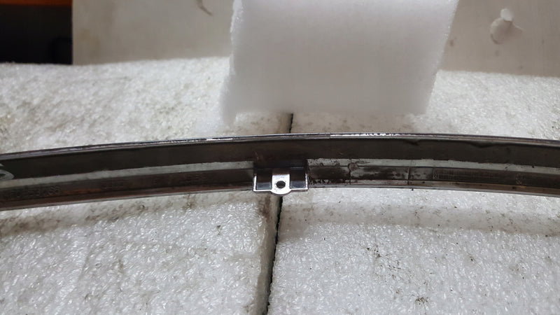 AUDI A6 C6 - LISTWA ZDERZAKA PRAWY PRZÓD 4F0853066