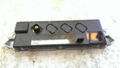 Wzmacniacz antenowy AUDI A5 8T0035225N demontaż