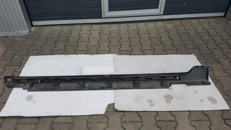 Listwa progowa prawa strona VW PASSAT B8 3G0853858F demontaż
