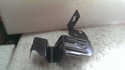 Wspornik błotnika LE przód AUDI Q8 4M8821167 NOWY