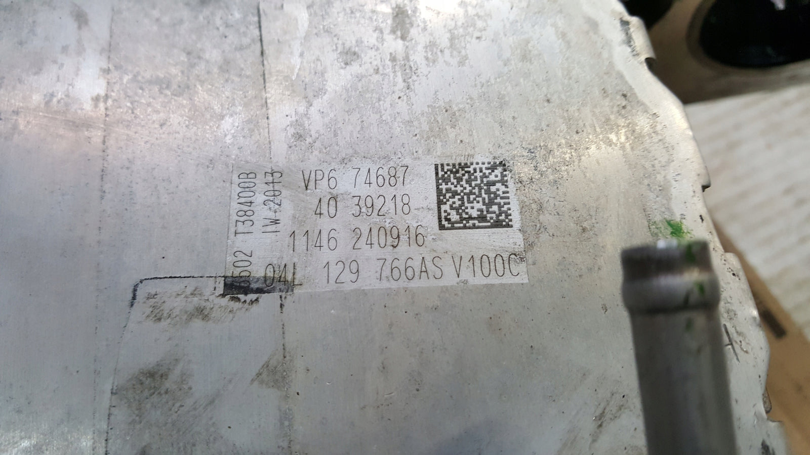 Kolektor ssący VW AUDI SKODA 2.0 TDI 04L129766AS