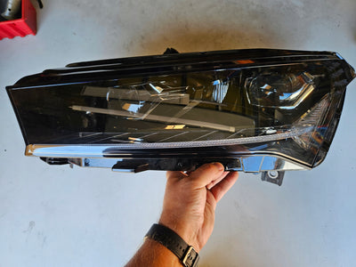 Le ful led Skoda Enyaq 5LB941015A 2020r