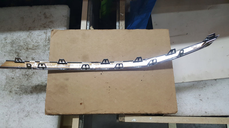 LISTWA CHROM ATRAPY GRILA LEWA VW T6 MULTIVAN 7LA853763