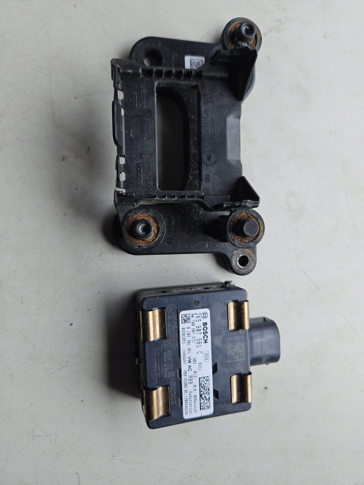 Radar distronic AUDI VW 2K5907561C 2K5907704