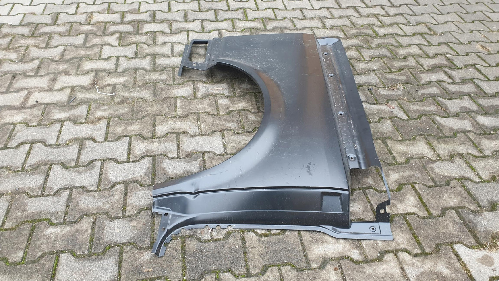 błotnik prawy tył VW T5 i T6 7E1809844 NOWY