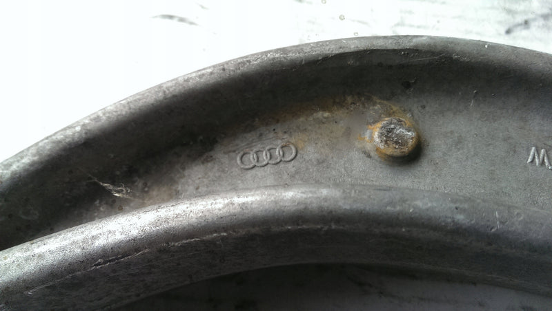 Wahacz prawy przód AUDI A4 B8 A5 8K0407696C