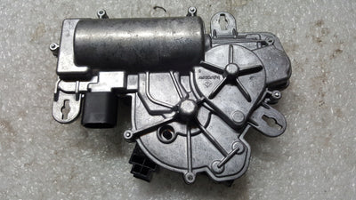 Dociąg klapy AUDI VW SEAT SKODA 5TA827887C demonta