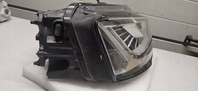 Pr Matrix Audi A8 S8 4H0941036 IDEAŁ 2015r