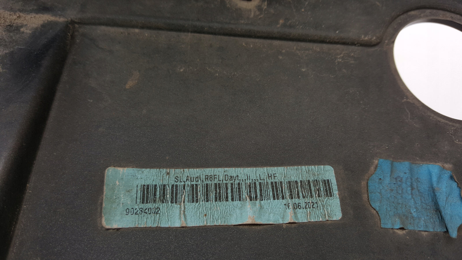 Listwa progowa lewa strona AUDI R8 4S0853859 demontaż
