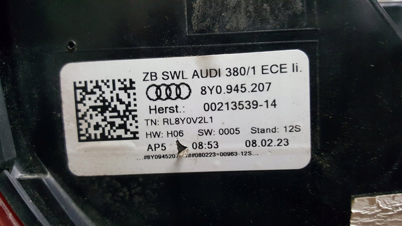 AUDI A3 8Y0945207 8Y0945208 LAMPY TYŁ TYLNE LED