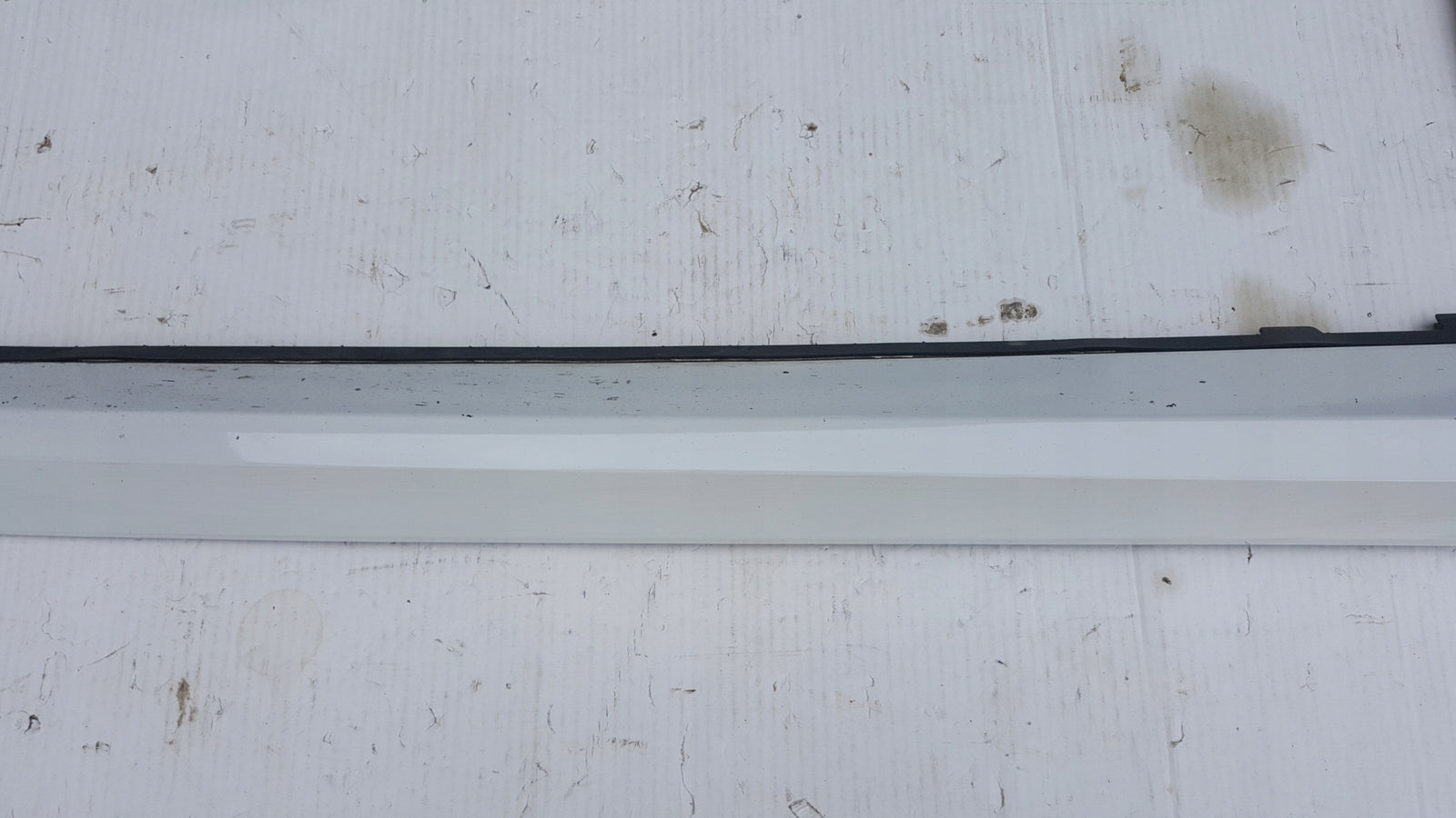 Listwa progowa prawa strona AUDI A3 cabrio 8V7853860