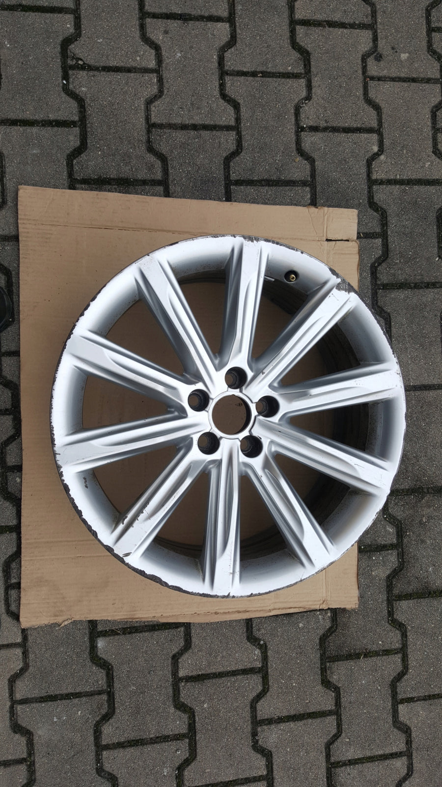 AUDI A7 C7 4G8 FELGA 8.0” x 19” 4G8601025K