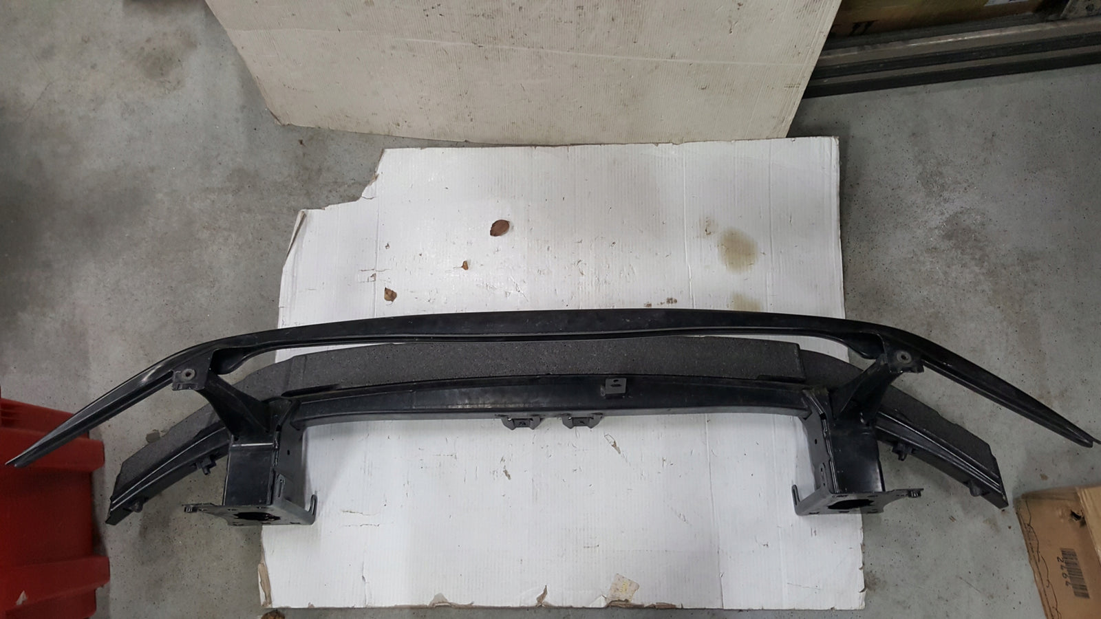Belka zderzaka przód + absorber + czujnik VW TOURAN 5TA807611 5TA807248