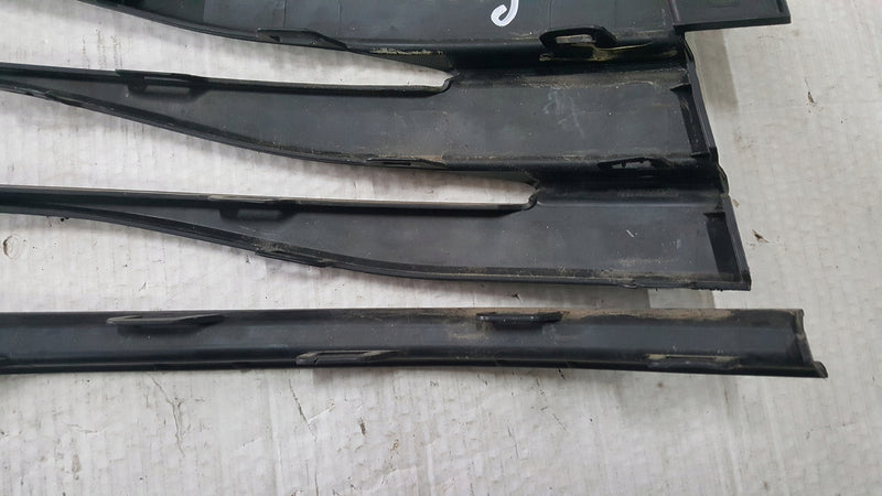 Kratka zderzaka lewy przód VW GOLF VIII 5H0853665J demontaż