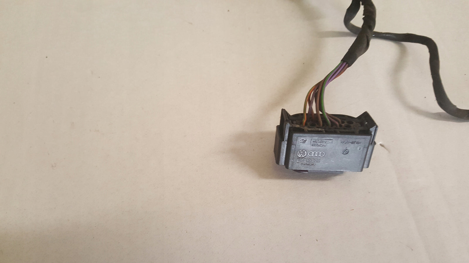 Instalacja PDC tył AUDI Q7 4L0971104S demontaż