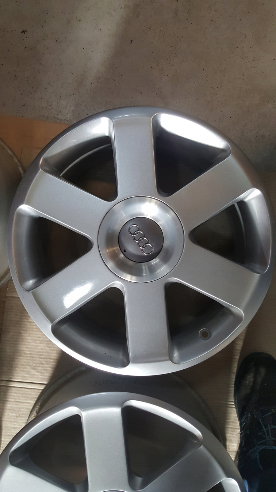 AUDI A4 B6 8E FELGI 7.5JX17 ET45 8E0601025 J