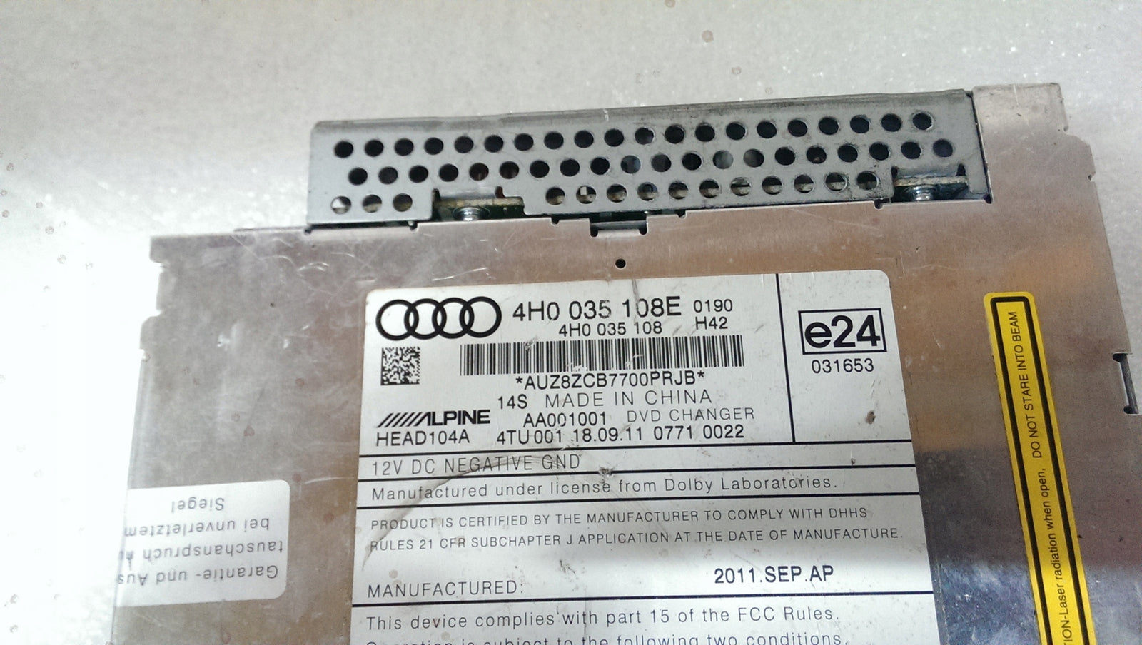 Zmieniarka płyt CD DVD AUDI 4H0035108E