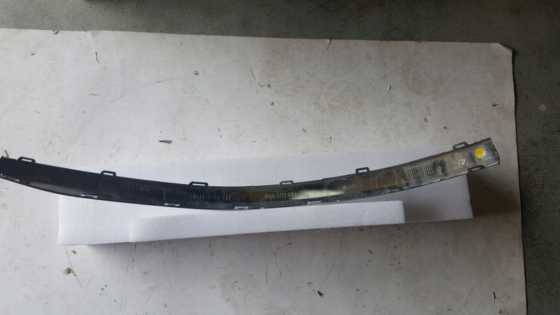 Listwa chrom zderzaka tylnego lewa strona VW TOUAREG 760853841 demontaż