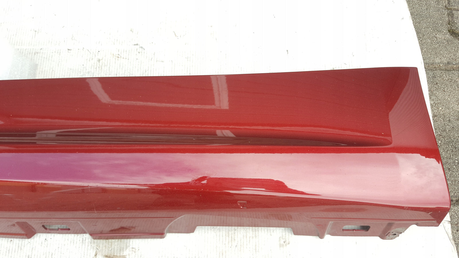 Listwa progowa lewa AUDI A5 8W6853859 8W7853859 demontaż