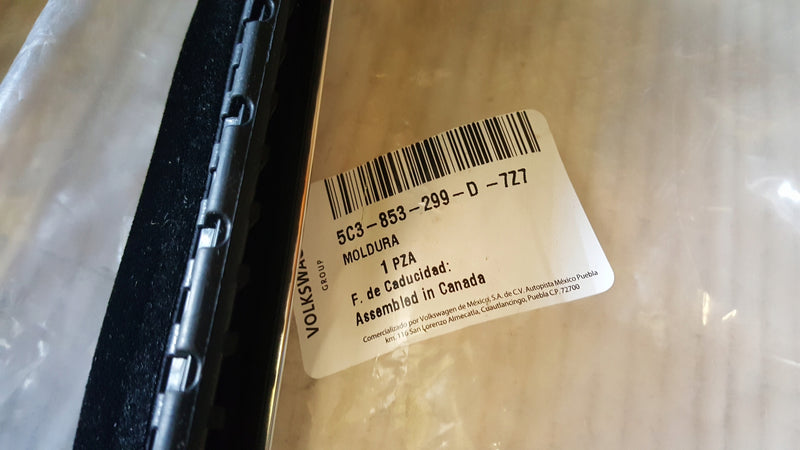 Listwy chrom L+P VW BEETLE cabrio 5C3853299D/300D