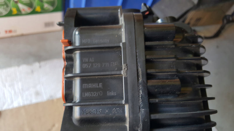 Kolektor ssący lewy 4.0 TDI VW TOUAREG AUDI A8 Q7 Q8 057129711BF demontaż