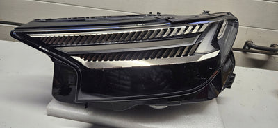 Le kompletny Matrix laser AUDI Q4 E-TRON 89A941035 IDEAŁ 2022r