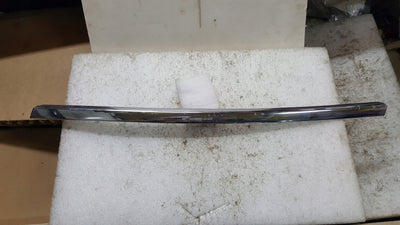 AUDI A6 C6 LIFT 08- OZDOBNA LISTWA CHROM ZDERZAKA PRZÓD LEWA 4F0853065