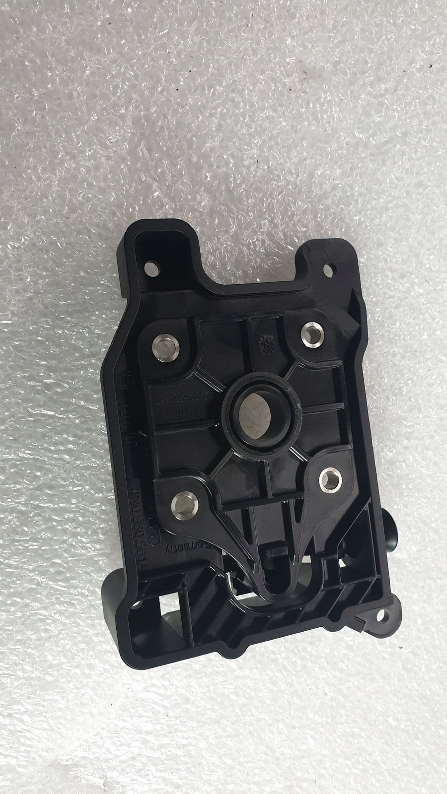 UCHWYT KAMERY NIGHT VISION AUDI A8 4N0980561A