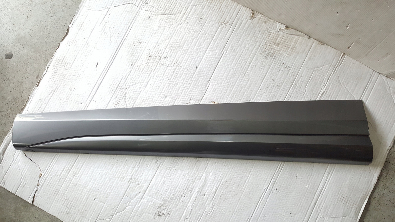 Listwa drzwi LE przód CUPRA FORMENTOR 5FF854939B