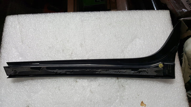 Lewa listwa spoiler klapy VW SPORTSVAN 510805945