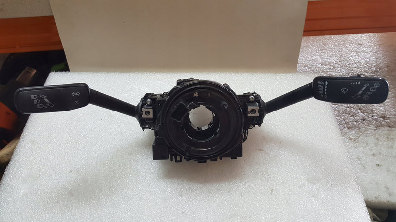 Przełącznik zespolony VW SKODA 5Q1953521M 5Q1953569