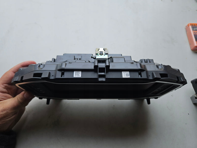 Licznik zegary virtual LCD AUDI A1 82A920710D