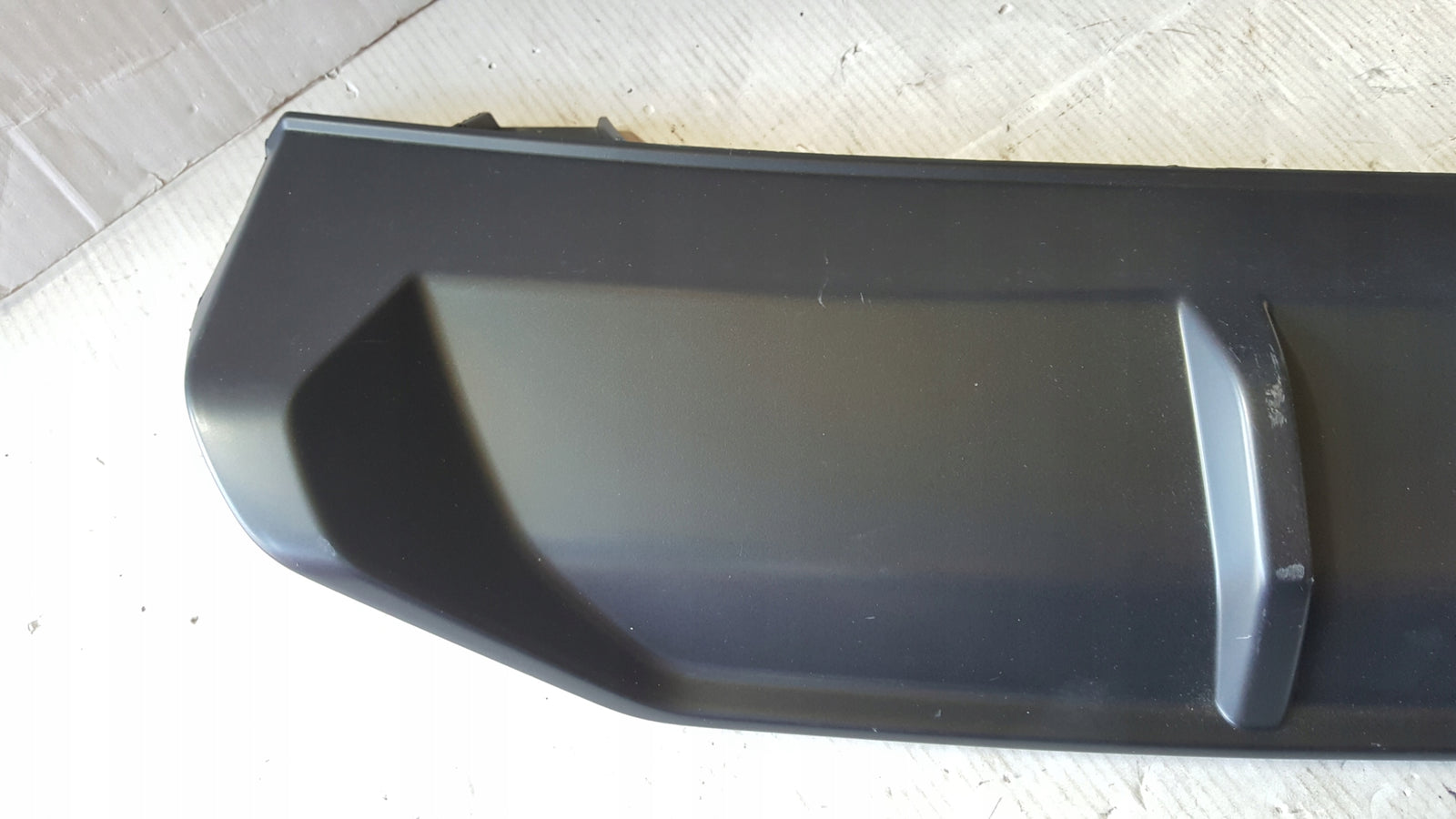 Dokładka spoiler zderzaka tył AUDI A1 82A807421A