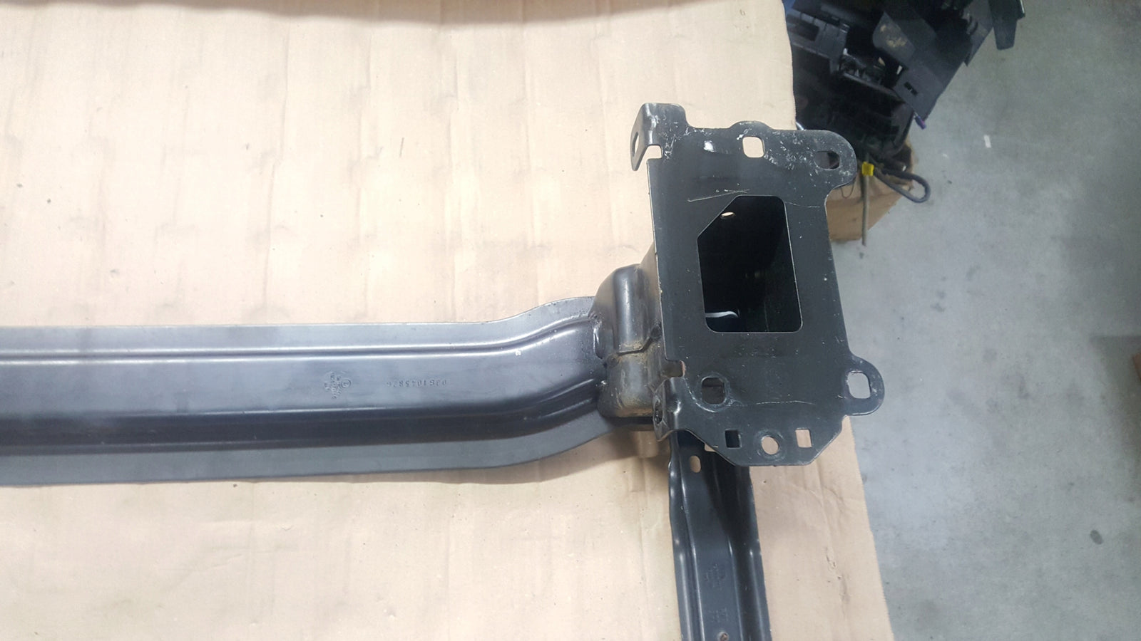 VW UP SKODA CITIGO LIFT 2016- WZMOCNIENIE BELKA ZDERZAKA PRZÓD 1S0807111C