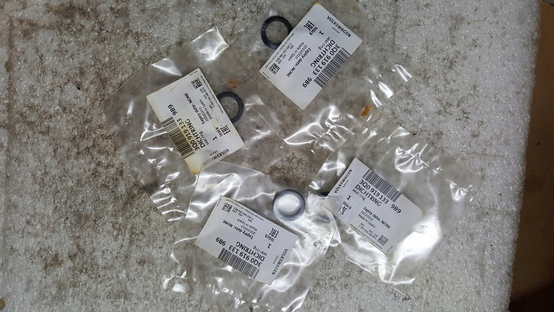 VW SKODA SEAT GUMKA USZCZELKA CZUJNIKA PDC PARKOWANIA 3Q0919133