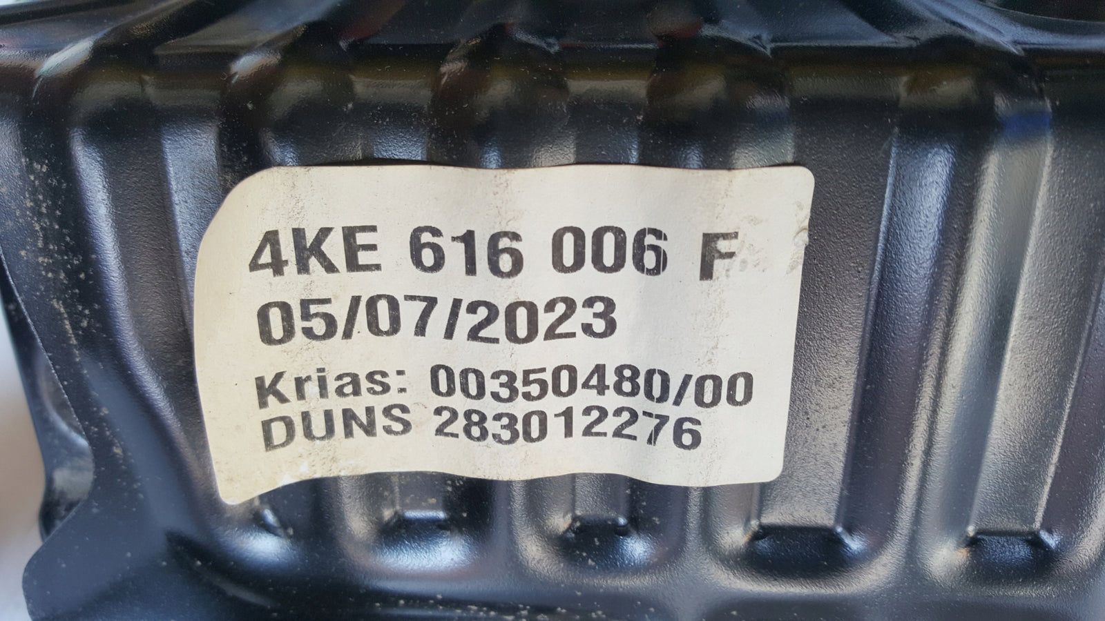Kompresor zawieszenia AUDI E-TRON Q4 e-tron 4KE616005E 4KE616006F