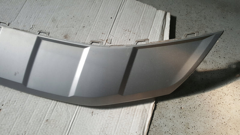 Dokładka spoiler zderzaka przedniego VW T-ROC 2GA807531A demontaż