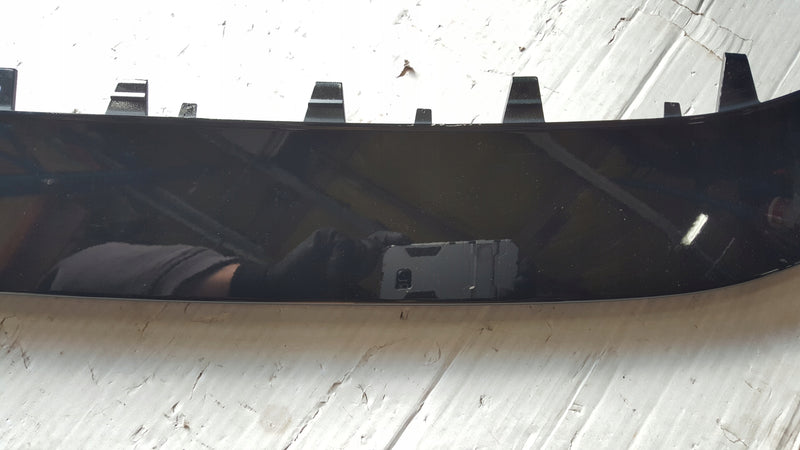 Spoiler zderzaka przedniego AUDI RS3 (8Y) 8Y0807717 demontaż