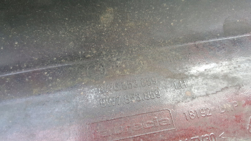 Listwa progowa lewa AUDI A5 8W6853859 8W7853859 demontaż