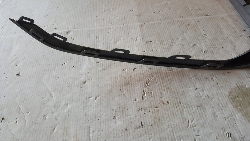 Listwa zderzaka prawy przód AUDI Q7 4M0807300A
