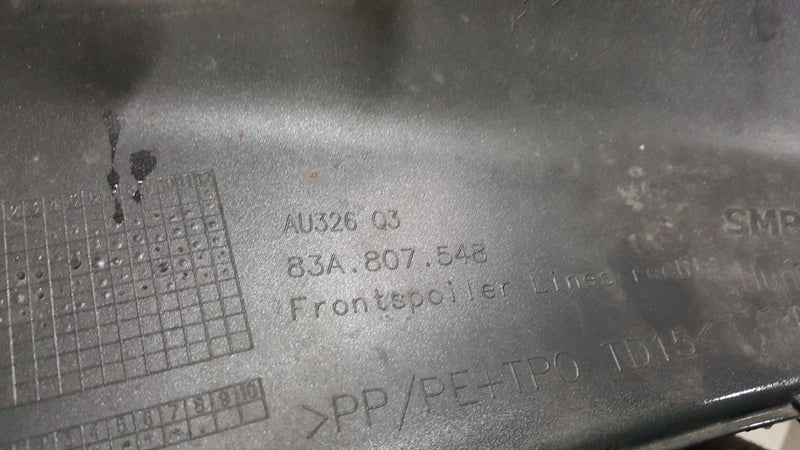 Spoiler dokładka zderzaka prawy przód AUDI Q3 83A807548 demontaż