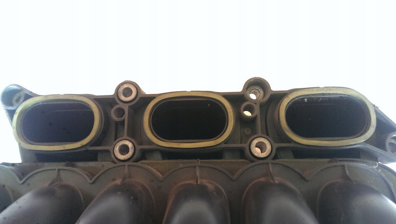 kolektor ssący Audi A4 A5 A6 Q5 3.2 FSI 06E133210L